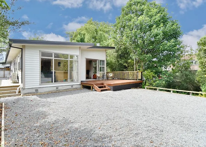 Clyde 106 - Christchurch Holiday Homes